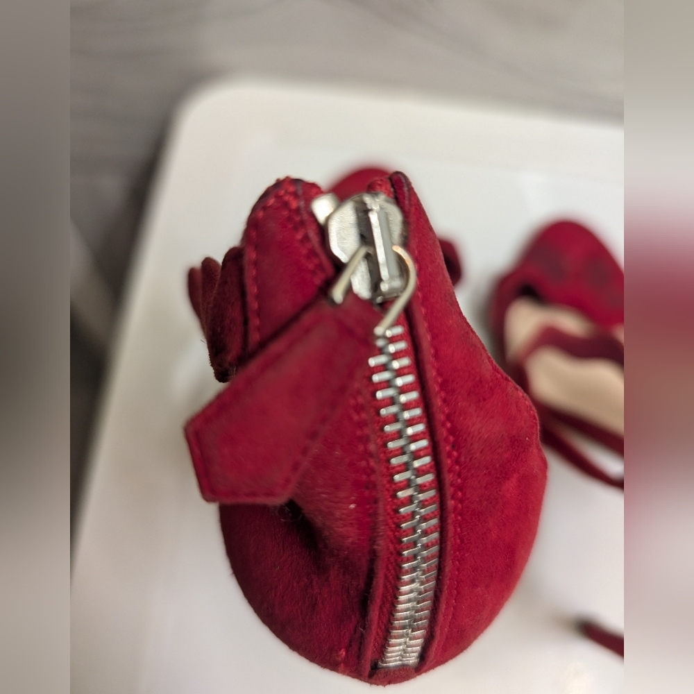 Prada Red Scalloped Suede Heels 38.5 - Picture 7 of 16